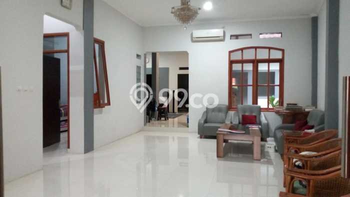 LOKASI STRATEGIS! Vila Kawasan , Area 500m2m², View Menarik sekitar LOKASI STRATEGIS! Vila Kawasan , Area 500m2m², View Menarik sekitar