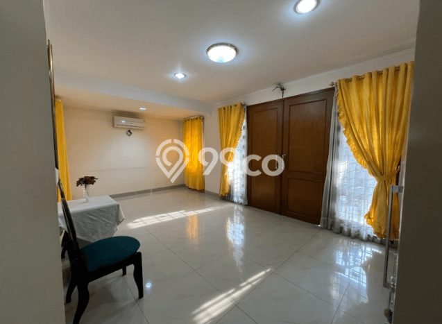 Ready to Use! Luxury House LT 225m2 Desain Elegan di Green Ville Ready to Use! Luxury House LT 225m2 Desain Elegan di Green Ville