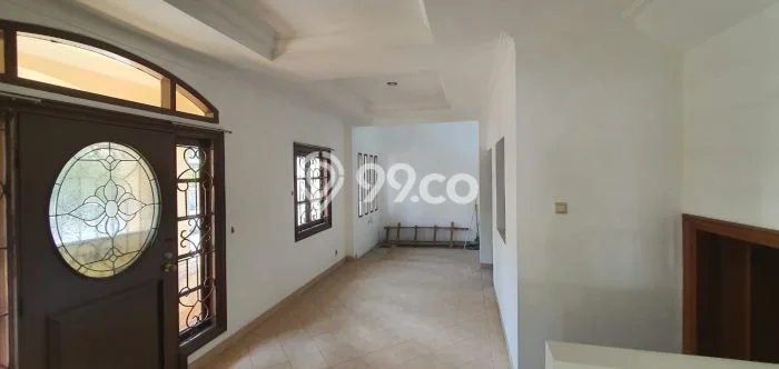 Rumah Cantik Siap Huni Di Kelapa Gading Luas 150m2 Lokasi Strategis Rumah Cantik Siap Huni Di Kelapa Gading Luas 150m2 Lokasi Strategis