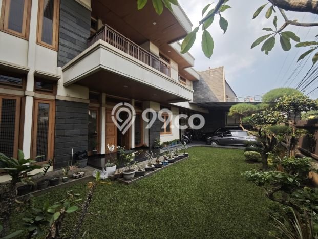 Dijual Rumah Mewah Elegan Dengan View Eksklusif di Mekar Wangi, Bandung Dijual Rumah Mewah Elegan Dengan View Eksklusif di Mekar Wangi, Bandung