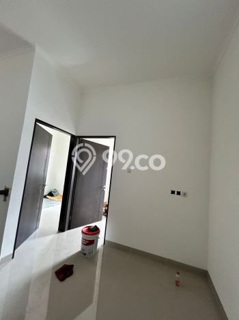 Hunian Strategis 4 KT LB 145m2 Kondisi Bagus di Turangga Hunian Strategis 4 KT LB 145m2 Kondisi Bagus di Turangga