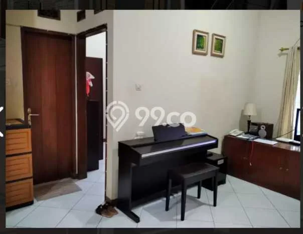 For Sale Rumah 3 Kamar Lokasi Strategis Nyaman dan Strategis di Batununggal For Sale Rumah 3 Kamar Lokasi Strategis Nyaman dan Strategis di Batununggal