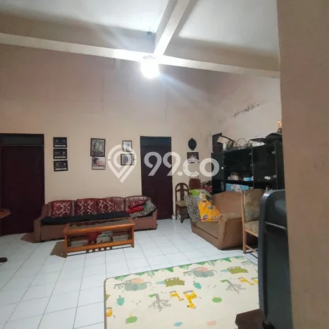 For Sale Rumah 5 Kamar Lokasi Strategis Nyaman dan Strategis di Batununggal For Sale Rumah 5 Kamar Lokasi Strategis Nyaman dan Strategis di Batununggal