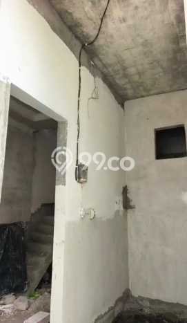 Rumah Nyaman 2 KT LB 36m2 Kondisi Bagus di Medokan Ayu Rumah Nyaman 2 KT LB 36m2 Kondisi Bagus di Medokan Ayu