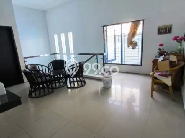 Rumah Elit Modern Siap Huni di Pakuwon CIty Surabaya Rumah Elit Modern Siap Huni di Pakuwon CIty Surabaya