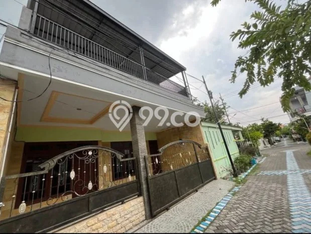 For Sale Hunian Rumah Terawat 4 KT di Babatan, Surabaya For Sale Hunian Rumah Terawat 4 KT di Babatan, Surabaya