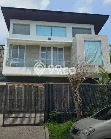 Jual Segera Rumah 6 KT 7 KM di Pakuwon City, Surabaya Jual Segera Rumah 6 KT 7 KM di Pakuwon City, Surabaya