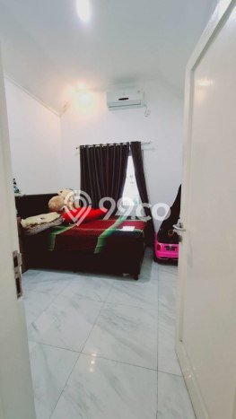 Ready to Use! Premium House LT 315m2 Desain Elegan di Waru Ready to Use! Premium House LT 315m2 Desain Elegan di Waru
