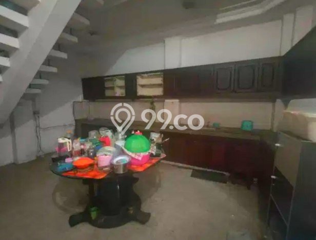 PROMO SPESIAL! Rumah Siap Huni di Raya Darmo, Surabaya, Luas 252m2m² Bangunan 260m2m² PROMO SPESIAL! Rumah Siap Huni di Raya Darmo, Surabaya, Luas 252m2m² Bangunan 260m2m²