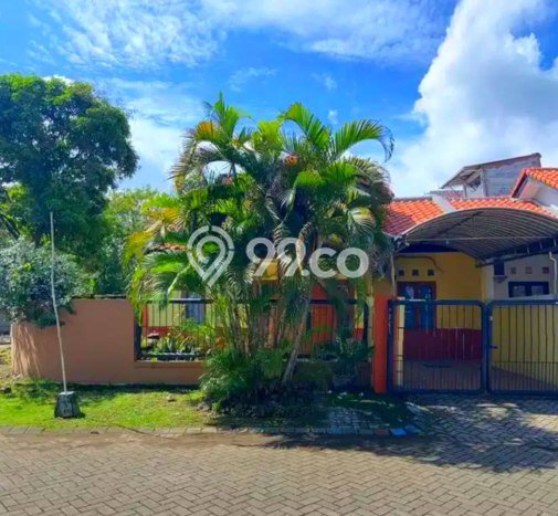 Kesempatan Investasi di Pusat Kota Gedangan, Sidoarjo - 3 Kamar Tidur Kesempatan Investasi di Pusat Kota Gedangan, Sidoarjo - 3 Kamar Tidur