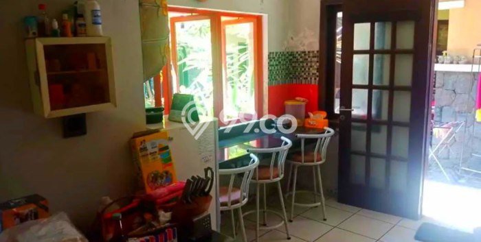 Rumah 6 Kamar Tidur Desain Minimalis di Kawasan Elite Gayungan, Surabaya Rumah 6 Kamar Tidur Desain Minimalis di Kawasan Elite Gayungan, Surabaya