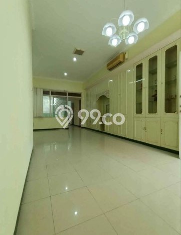 Rumah Modern 5 KT di Raya Darmo Surabaya Full Furnished Rumah Modern 5 KT di Raya Darmo Surabaya Full Furnished