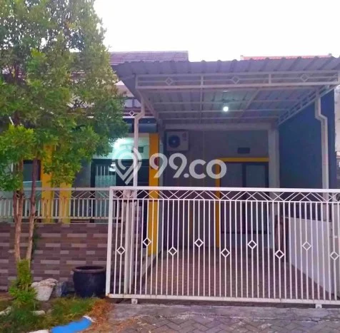 LOKASI PREMIUM! Rumah Strategis area Waru, Luas 91m2m² Bangunan 80m2m² LOKASI PREMIUM! Rumah Strategis area Waru, Luas 91m2m² Bangunan 80m2m²