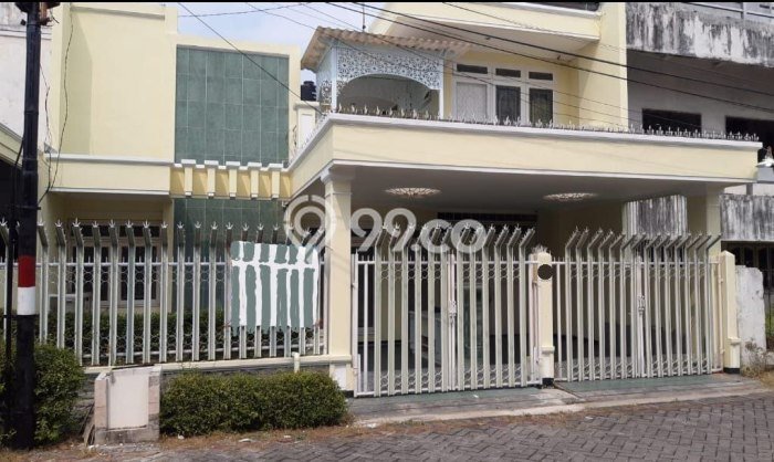 Rumah Modern 5 KT di Raya Darmo Surabaya Full Furnished Rumah Modern 5 KT di Raya Darmo Surabaya Full Furnished
