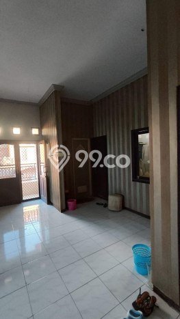 Jual Segera Rumah 7 KT 4 KM di Pakuwon City, Surabaya Jual Segera Rumah 7 KT 4 KM di Pakuwon City, Surabaya