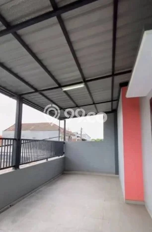 For Sale Hunian Rumah Terawat 4 KT di Babatan, Surabaya For Sale Hunian Rumah Terawat 4 KT di Babatan, Surabaya