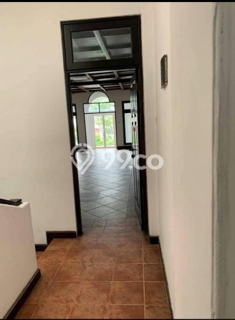 SPECIAL PROPERTY! Rumah di Sukomanunggal, LT 117m2m² LB 300m2m² SPECIAL PROPERTY! Rumah di Sukomanunggal, LT 117m2m² LB 300m2m²