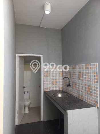 Rumah Modern Minimalis 3 KT Siap Huni di Taman Rumah Modern Minimalis 3 KT Siap Huni di Taman