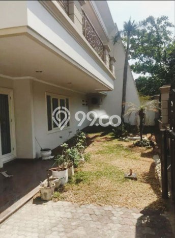 Rumah 5 Kamar Tidur Akses Strategis di Kawasan Elite Gubeng, Surabaya Rumah 5 Kamar Tidur Akses Strategis di Kawasan Elite Gubeng, Surabaya