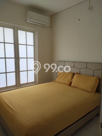 Rumah Modern Cantik 2 KT Siap Huni di Taman Rumah Modern Cantik 2 KT Siap Huni di Taman