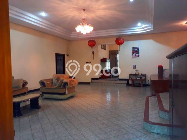 Dijual Hunian Mewah dengan Fasilitas Sekitar Komplit di Wonocolo, Surabaya Dijual Hunian Mewah dengan Fasilitas Sekitar Komplit di Wonocolo, Surabaya