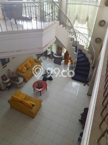 Siap Huni Hunian Elit 4 Kamar di Wonocolo Dekat ke Mana Saja Siap Huni Hunian Elit 4 Kamar di Wonocolo Dekat ke Mana Saja