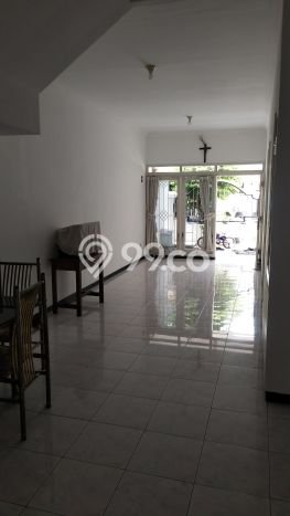 Sewa cepat rumah minimalis lokasi strategis 3 Kamar di Dukuh Pakis, Surabaya Sewa cepat rumah minimalis lokasi strategis 3 Kamar di Dukuh Pakis, Surabaya