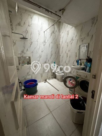 For Sale Rumah 3 Kamar Lokasi Ideal Bagus dan Strategis di Jambangan For Sale Rumah 3 Kamar Lokasi Ideal Bagus dan Strategis di Jambangan