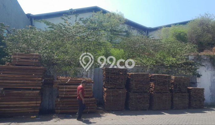 Unit Gudang Dijual di Tandes Surabaya Luas Tanah 1020m2, Luas Bangunan 720m2 Unit Gudang Dijual di Tandes Surabaya Luas Tanah 1020m2, Luas Bangunan 720m2