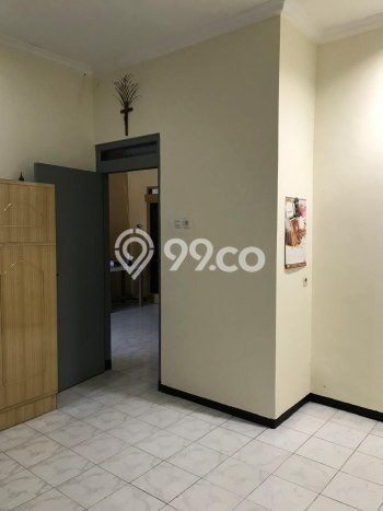 Dijual Rumah 5 Kamar Lokasi Ideal Nyaman dan Strategis di Waru Dijual Rumah 5 Kamar Lokasi Ideal Nyaman dan Strategis di Waru