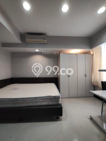 SPECIAL PRICE! Apartemen di , 2 KM, Luas 146m2m², Siap Huni SPECIAL PRICE! Apartemen di , 2 KM, Luas 146m2m², Siap Huni