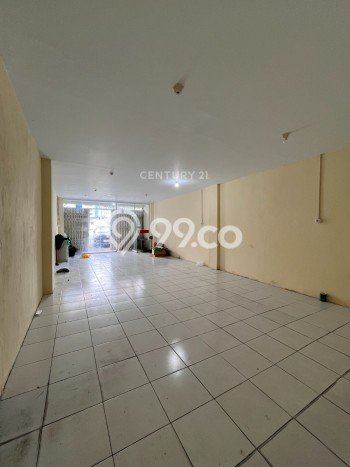 INVESTASI MENGUNTUNGKAN! Ruko di Palmerah, Luas 480m2m², Nilai Profit Tinggi INVESTASI MENGUNTUNGKAN! Ruko di Palmerah, Luas 480m2m², Nilai Profit Tinggi