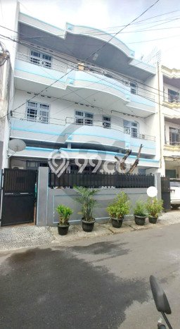 Ready to Use! Premium House LT 300m2 Desain Elegan di Tanjung Duren Ready to Use! Premium House LT 300m2 Desain Elegan di Tanjung Duren