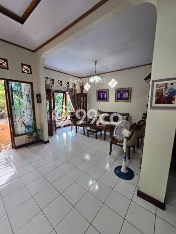 Rumah Elit Modern Tanpa Renovasi di Cawang Jakarta Timur Rumah Elit Modern Tanpa Renovasi di Cawang Jakarta Timur