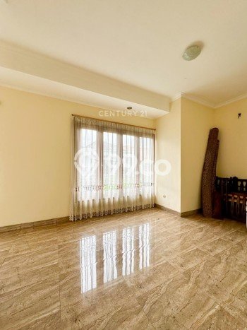 Dijual Rumah Luas Elegan Dengan View Eksklusif di Pondok Indah, Jakarta Selatan Dijual Rumah Luas Elegan Dengan View Eksklusif di Pondok Indah, Jakarta Selatan
