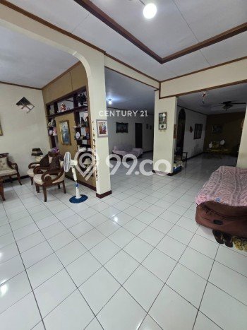 Rumah Elit Modern Tanpa Renovasi di Cawang Jakarta Timur Rumah Elit Modern Tanpa Renovasi di Cawang Jakarta Timur