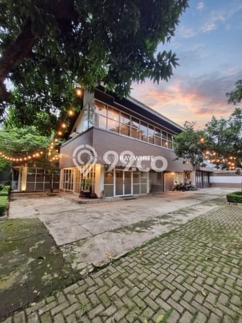 Siap Huni Hunian Elit 3 Kamar di Kebayoran Baru Dekat ke Mana Saja Siap Huni Hunian Elit 3 Kamar di Kebayoran Baru Dekat ke Mana Saja