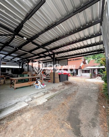 Dijual Rumah Luas Megah Dengan View Eksklusif di Cirendeu, Jakarta Selatan Dijual Rumah Luas Megah Dengan View Eksklusif di Cirendeu, Jakarta Selatan