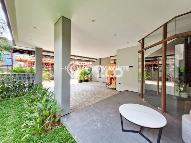 For Sale Rumah Elit Exclusive di Kebayoran Baru, Jakarta Selatan For Sale Rumah Elit Exclusive di Kebayoran Baru, Jakarta Selatan