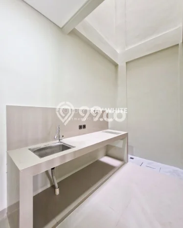 Hunian Cantik Modern Lb 180m2 di Kebayoran Lama, Jakarta Selatan Hunian Cantik Modern Lb 180m2 di Kebayoran Lama, Jakarta Selatan
