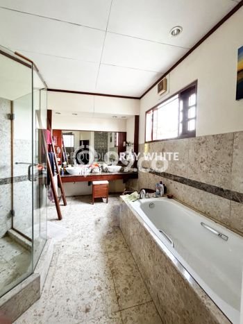 Dijual Rumah Mewah Exclusive di Cilandak, Jakarta Selatan Dijual Rumah Mewah Exclusive di Cilandak, Jakarta Selatan