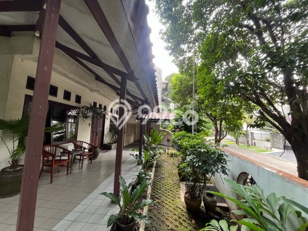 Rumah Mewah LB 265m2 Siap Huni Desain Elegan di Pondok Indah, Jakarta Selatan Rumah Mewah LB 265m2 Siap Huni Desain Elegan di Pondok Indah, Jakarta Selatan