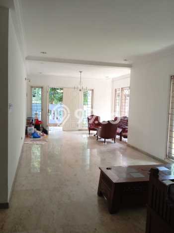 Jarang Ada! Rumah Kontrakan 4 Kamar Bagus Siap Huni Pondok Indah Jarang Ada! Rumah Kontrakan 4 Kamar Bagus Siap Huni Pondok Indah