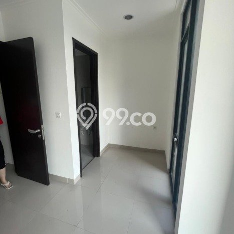 PILIHAN TEPAT! Rumah di Pantai Indah Kapuk 2, 3 KM, Dekat Sekolah, Luas 75m2m² Bangunan 98m2m² PILIHAN TEPAT! Rumah di Pantai Indah Kapuk 2, 3 KM, Dekat Sekolah, Luas 75m2m² Bangunan 98m2m²