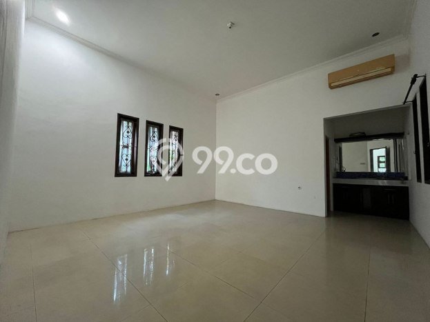 Siap Huni Rumah Mewah 4 Kamar di Batununggal Dekat ke Mana Saja Siap Huni Rumah Mewah 4 Kamar di Batununggal Dekat ke Mana Saja