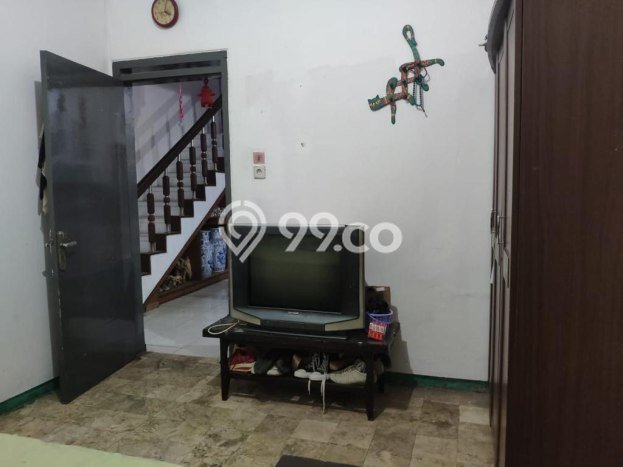 Rumah Akses Mudah di Mandalajati, Bandung, Luas 324m2m² Bangunan 384m2m² Rumah Akses Mudah di Mandalajati, Bandung, Luas 324m2m² Bangunan 384m2m²