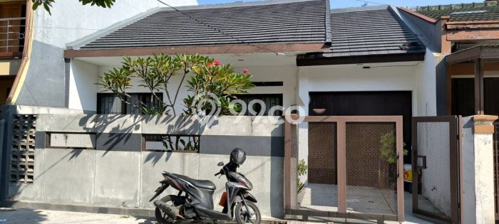 Jual Rumah Eksklusif 2 KT di Taman Kopo Indah, Bandung Jual Rumah Eksklusif 2 KT di Taman Kopo Indah, Bandung
