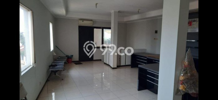 LOKASI SUPER STRATEGIS! Ruko Kawasan , Luas 525m2m², Kawasan Bisnis LOKASI SUPER STRATEGIS! Ruko Kawasan , Luas 525m2m², Kawasan Bisnis