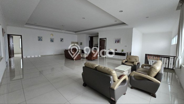 PENAWARAN TERBATAS! Rumah Premium area , LT 538m2m² LB 640m2m² PENAWARAN TERBATAS! Rumah Premium area , LT 538m2m² LB 640m2m²