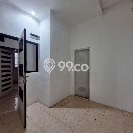 Kos-kosan Dijual di Bojongsoang, Bandung dengan 11 Kamar Tidur, 11 Kamar Mandi Kos-kosan Dijual di Bojongsoang, Bandung dengan 11 Kamar Tidur, 11 Kamar Mandi